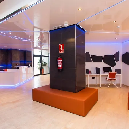 Playa Апартаменти Фуенхірола