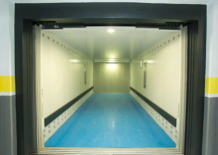 福恩吉罗拉海滩公寓 丰希罗拉